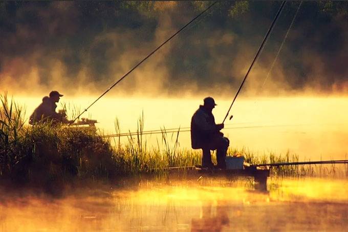 В День рыбака 2023 года пригодятся праздничные поздравления в стихах, смс и прозе