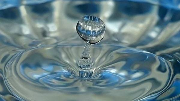 Воду на Крещение в 2023 году можно будет набирать с ночи 18 января по обед 19 января