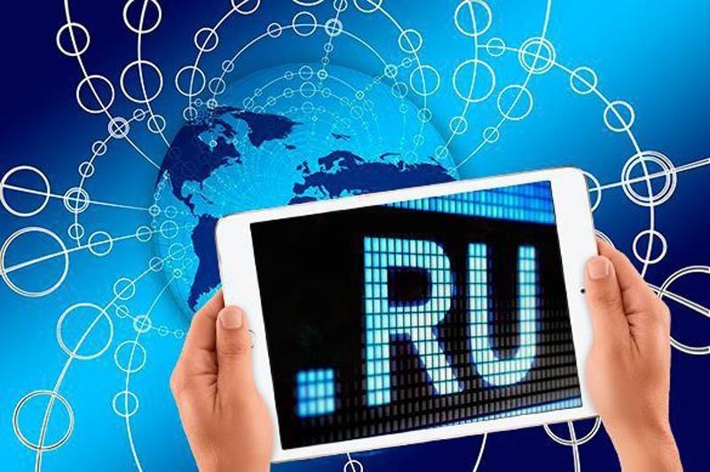 День рождения Рунета российские пользователи отмечают 7 апреля