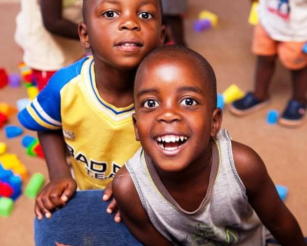 День защиты детей Африки отмечается 16 июня 2023 года, чтобы показать общественности проблемы и условия их жизни