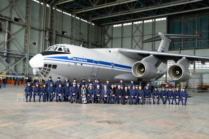 В День военно-транспортной авиации России 1 июня 2023 года звучат лучшие поздравления в оригинальных стихах и словах в прозе