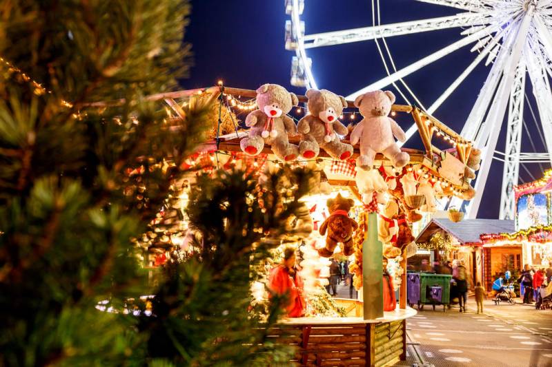 Новогодние и рождественские ярмарки в Москве 2023: когда и куда сходить