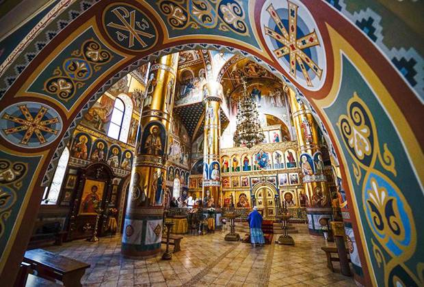 Церковный праздник 24 апреля 2023 года почитает память Антипа и Иакова Железноборовского, и двоих мучеников