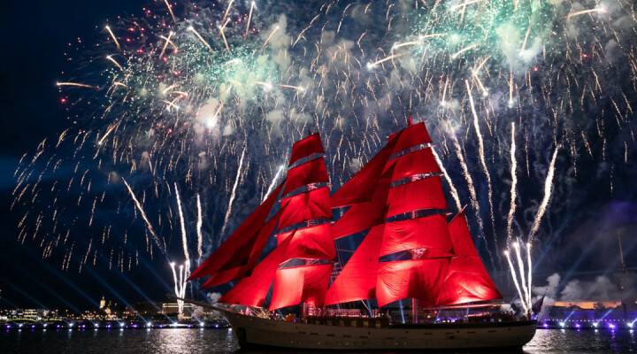 Салют на празднике «Алые паруса» в 2022 году обещает яркое зрелище