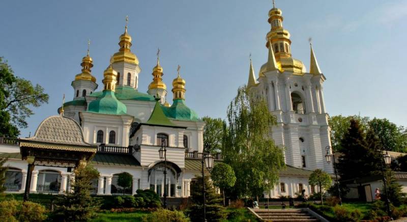Церковный праздник Собор двенадцати апостолов отмечают в России 13 июля в 2022 году