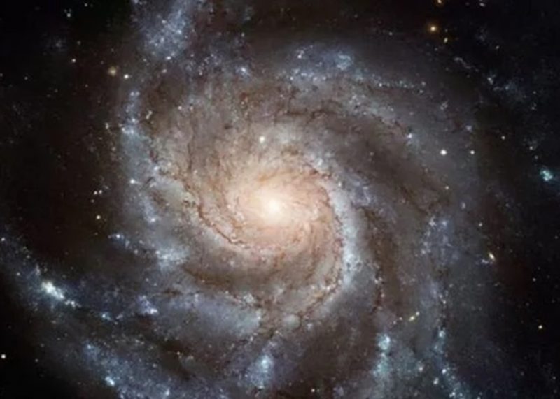 Тайны космоса: Галактики необъяснимо выстроились в гигантское кольцо
