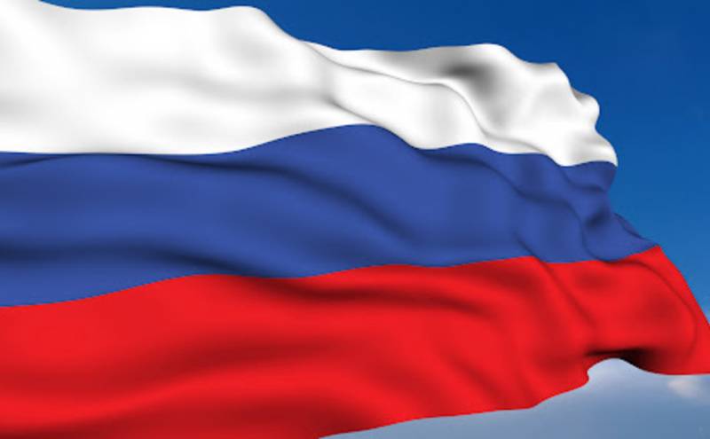 Особый праздник российской государственности, День флага, отмечается 22 августа 2025 года
