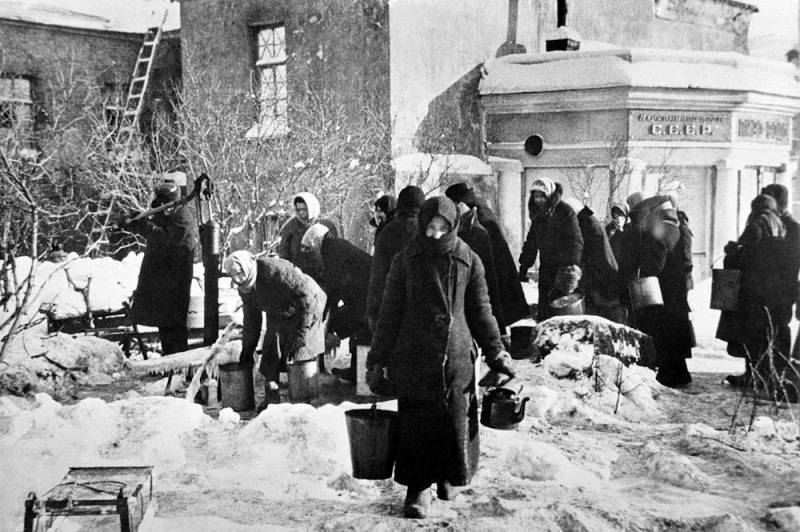 День освобождения Ленинграда от фашистской блокады отмечается в России 27 января 2023 года