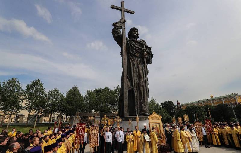 Традиции и запреты на День Крещения Руси 28 июля 2022 года