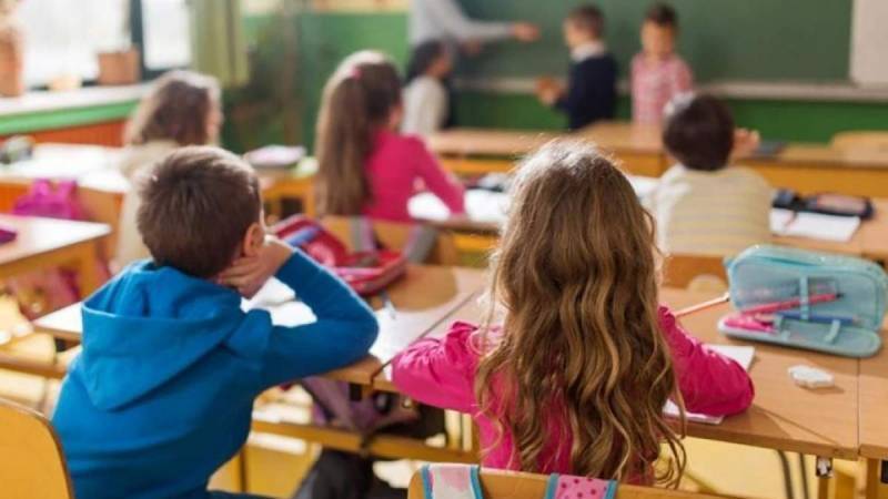 В московских школах планируют вернуться к очному обучению после 7 ноября