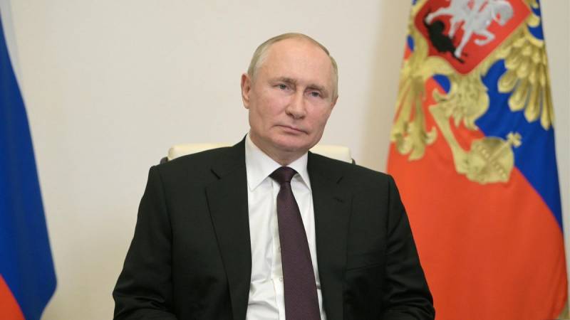 Путин проведёт совещание с правительством по ситуации с COVID-19