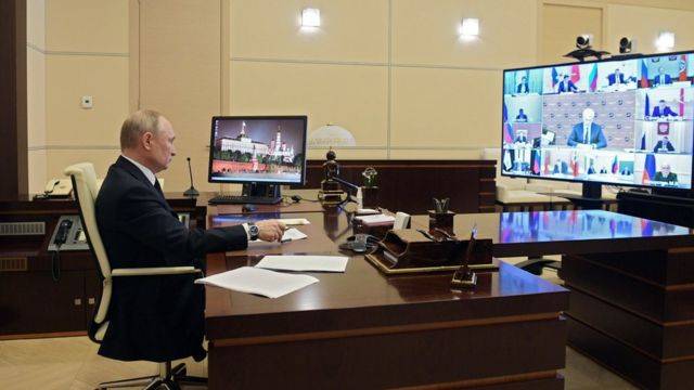 Путин объявил нерабочие дни в России с 30 октября по 7 ноября