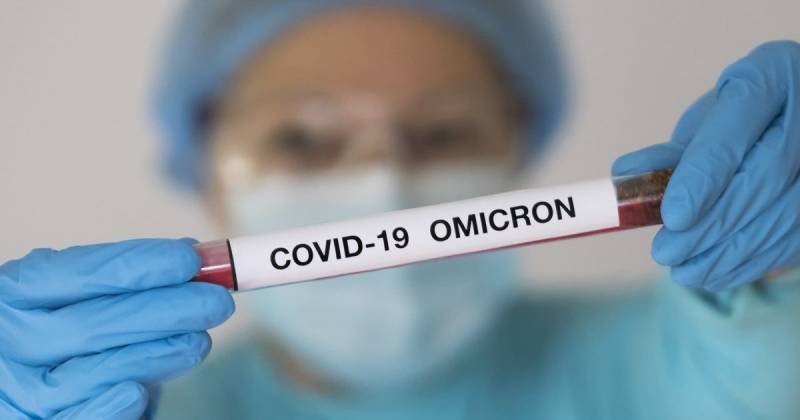 Британские врачи назвали новый симптом "омикрон"-штамма коронавируса