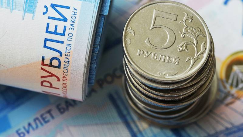 На каждого ребенка в РФ с 1 февраля 2022 года начнут выплачивать от 19 тыс. 981 рубля