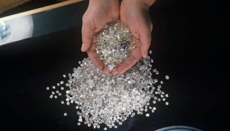 Алмазодобывающая компания АЛМАР инвестирует 1,7 млрд рублей в добычу алмазов в Якутии