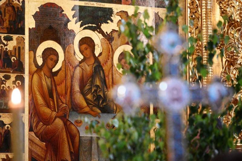 Русская Православная Церковь 22 июня совершит Отдание праздника Святой Троицы