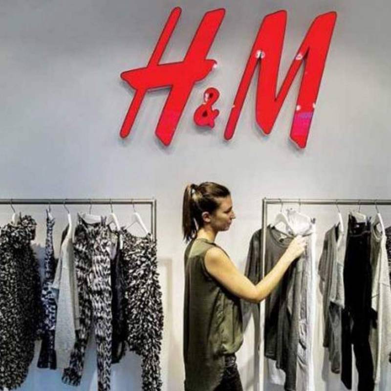 Бренд уходит из России из-за непредсказуемого будущего, - H&M