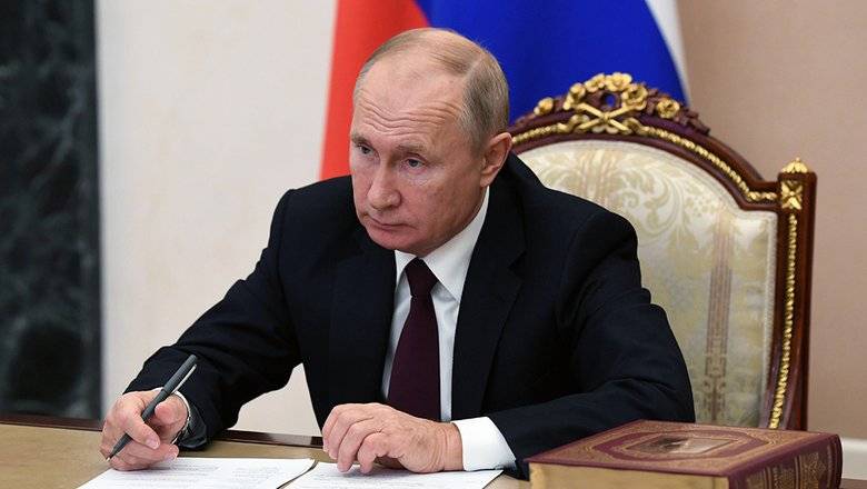 Главные законы, которые подписал Владимир Путин 14 июля 2022 года