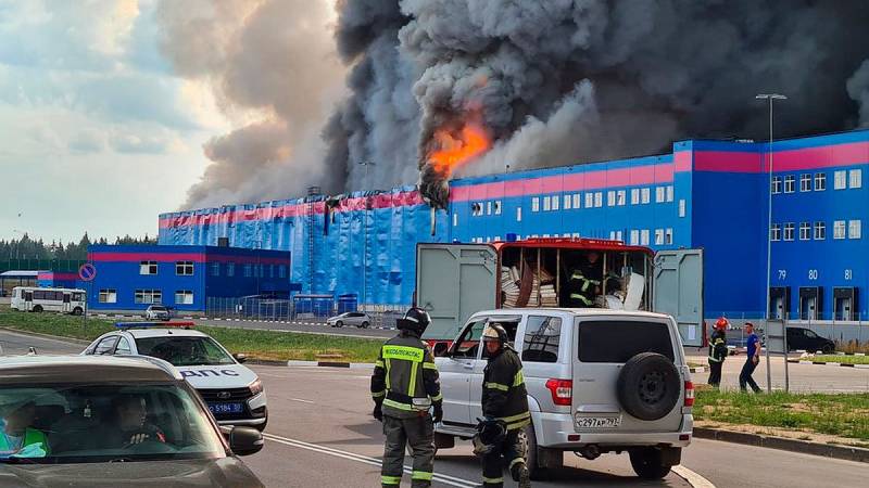 Пожар на складе Оzon в Подмосковье