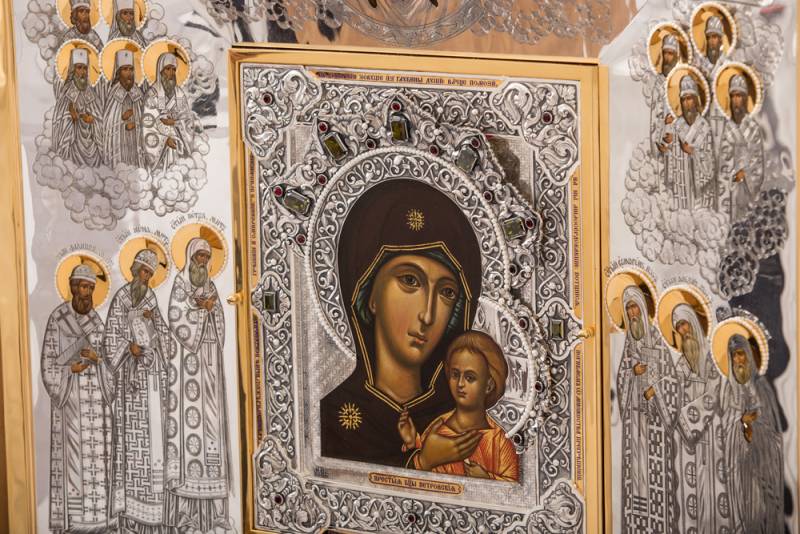 О чем просят православные верующие на праздник Петровской иконы Божией Матери 6 сентября 2023 года