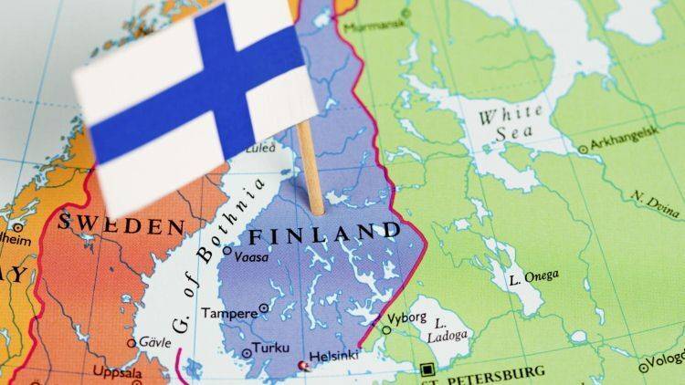 Финляндия с 30 сентября закрыла границу для туристов и транзита из РФ 