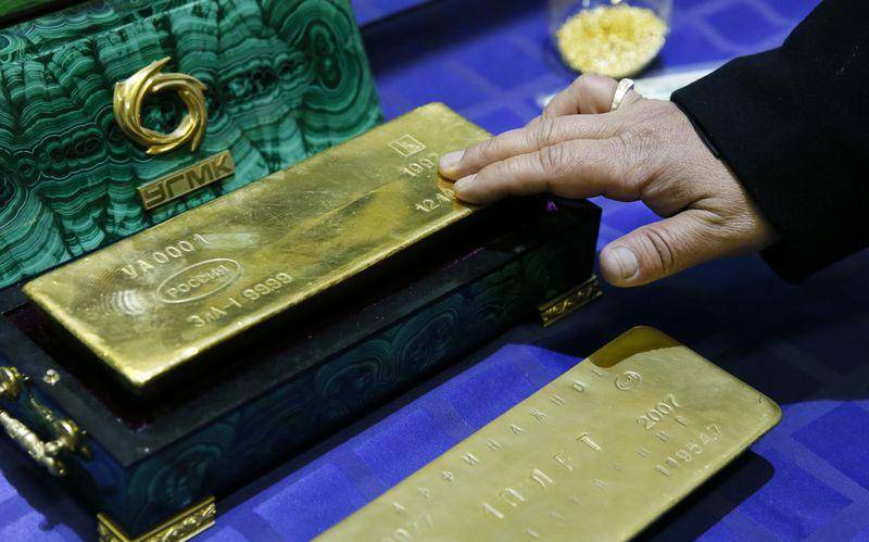 Почему ЦБ отказался от накопления золота в резервах