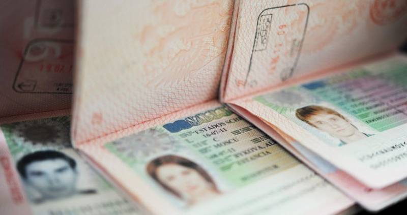 Сколько можно жить в Казахстане, Узбекистане, Турции и Грузии россиянам без визы в 2022 году