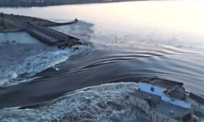 Сложный вопрос: эксперты рассказали, можно ли восстановить плотину Каховской ГЭС