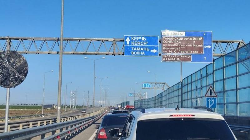 Крымский мост застыл в пробке: какая ситуация на 5 июля 2023 года