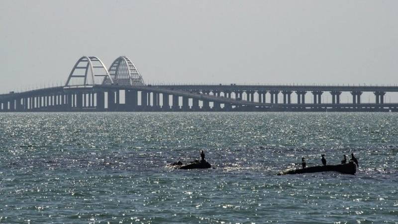 Сложная дорога к морю: когда можно проехать по Крымскому мосту без пробок
