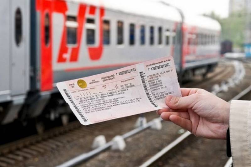 Россиянам напомнили, как оформить бесплатный ж/д билет на ребенка в 2023 году
