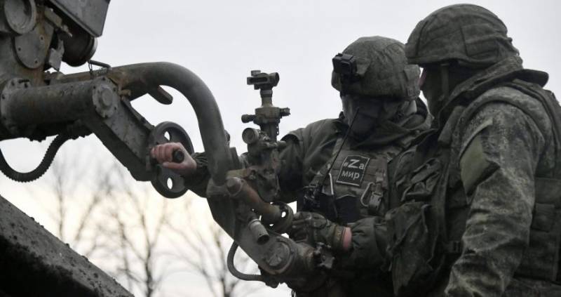 Россия начинает предоставлять оружие гражданам для укрепления обороны своих городов