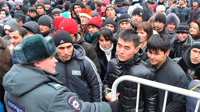По всей России раскрыты арсеналы оружия мигрантов, — СМИ