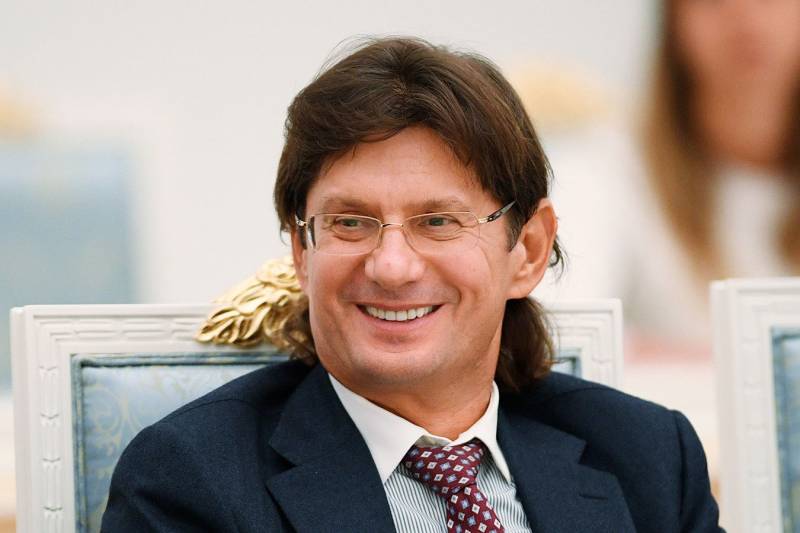 Подальше от Родины: где может осесть миллиардер и экс-владелец "Спартака"  Федун