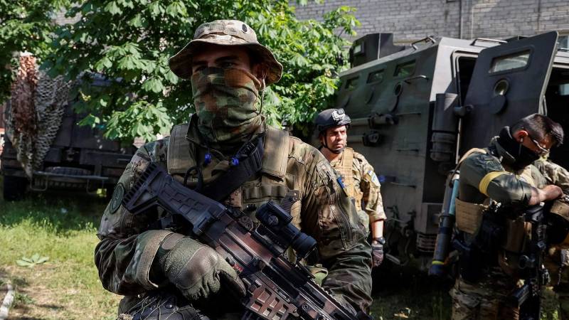 Наемники с Запада бегут с Украины, столкнувшись с жестокими боями, — CNN
