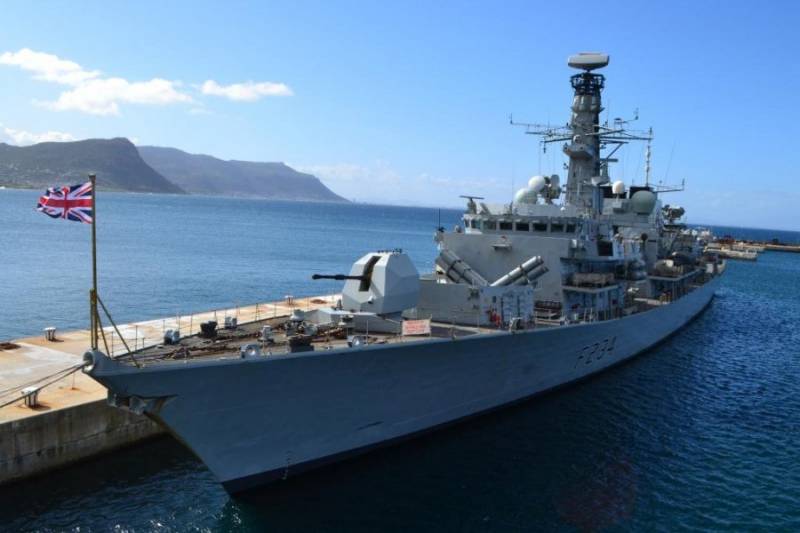 Украина претендует на списанные британские корабли: вице-адмирал ВМС Нейжпапа