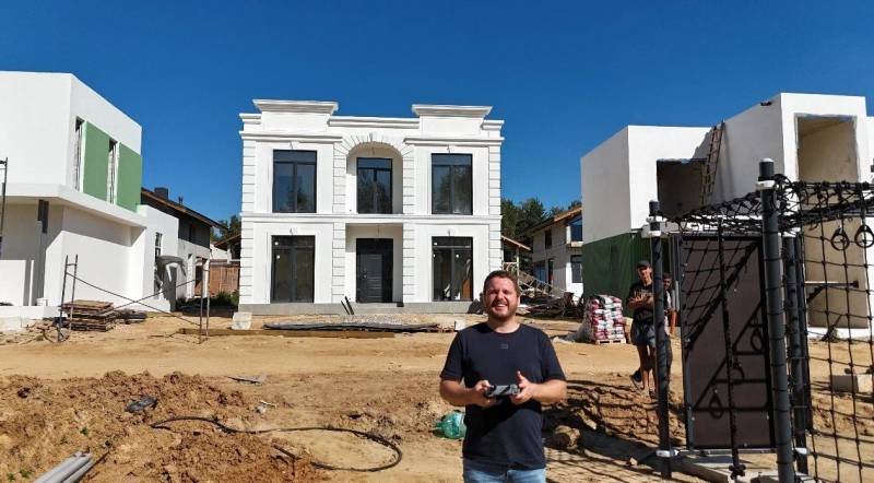 «Обман обманутых» или история проекта Дмитрия Семененко «Строим для семей»